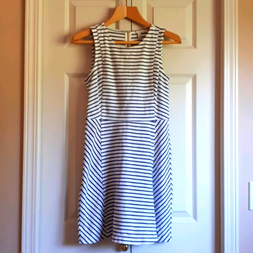 🌷 2/25 J. Crew dress